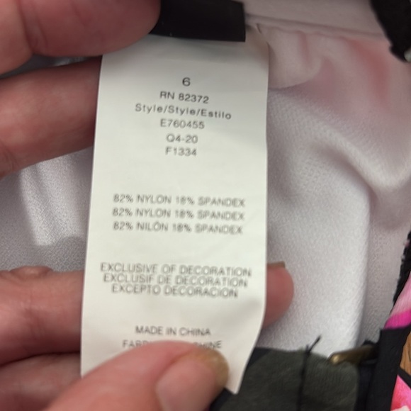 ISLAND ESCAPE Triple Tier Bandeau Tankini Top sz 6 Black Pink Swimwear NWT - Picture 4 of 10